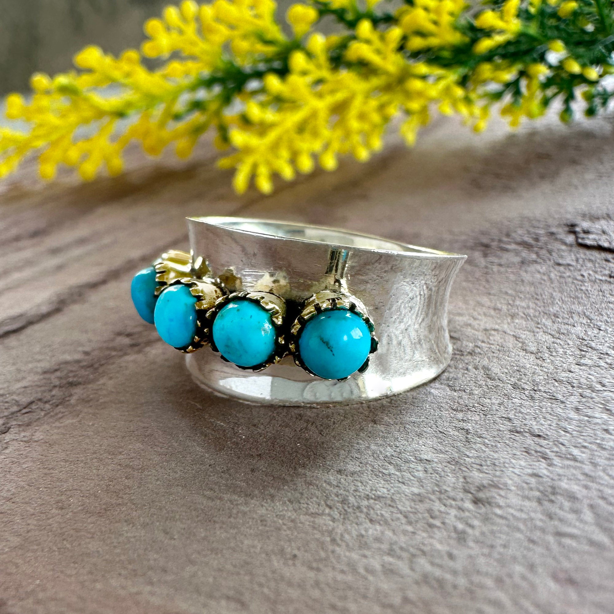 Crown Oasis Turquoise Spinner Ring in 925 Sterling Silve