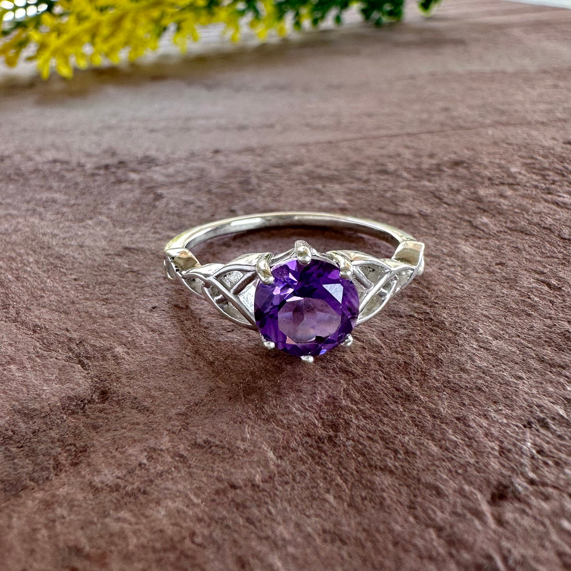 Vintage Celtic Amethyst Ring