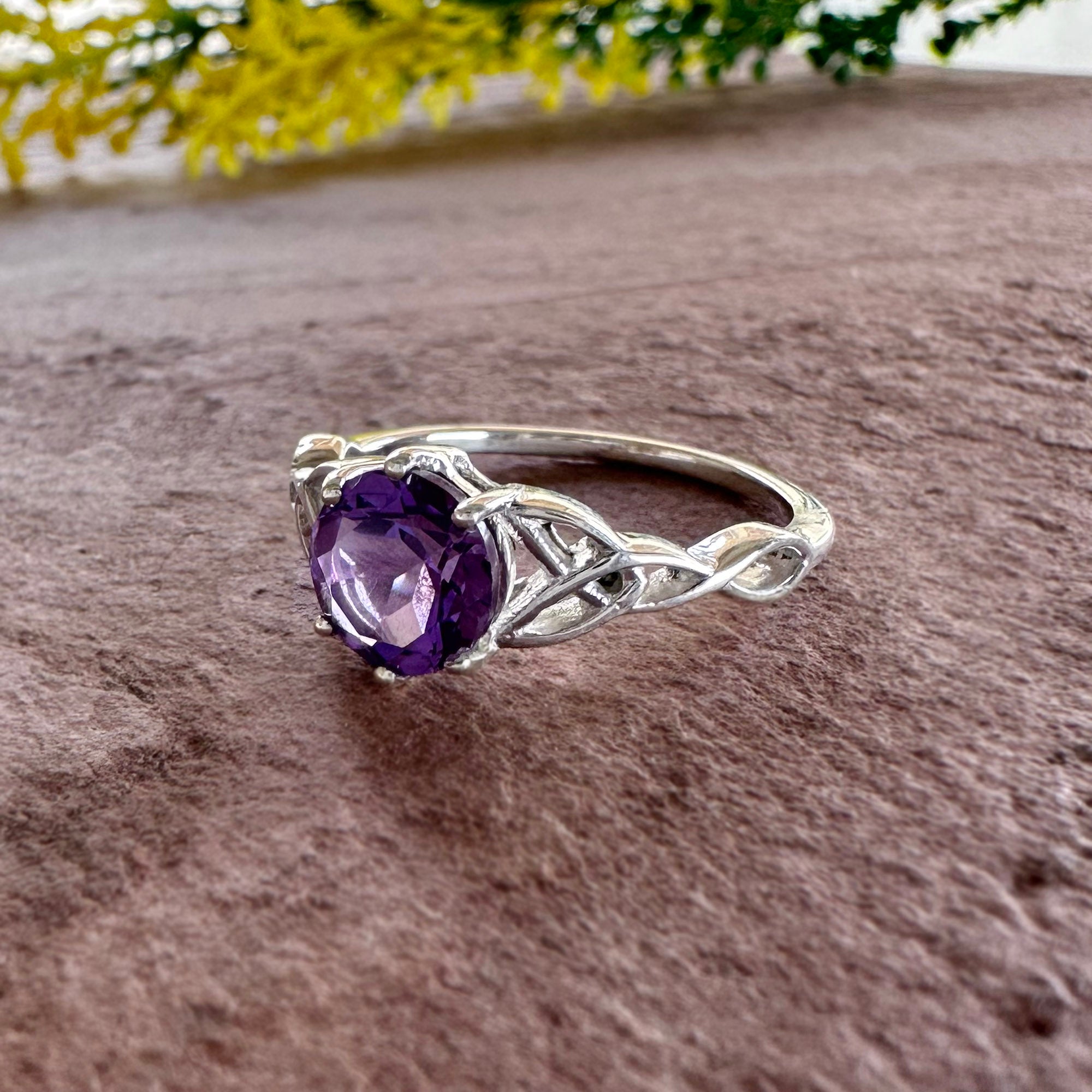 Vintage Celtic Amethyst Ring