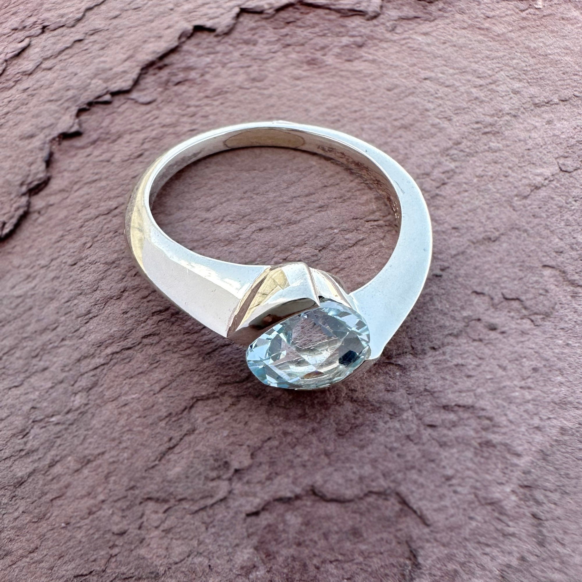 Round Faceted Blue TopazRing – Handcrafted 925 Sterling Silver Statement Ring