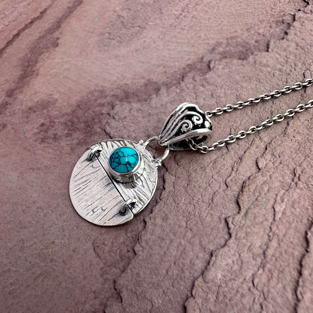 Textured Turquoise Horizon Pendant Necklace