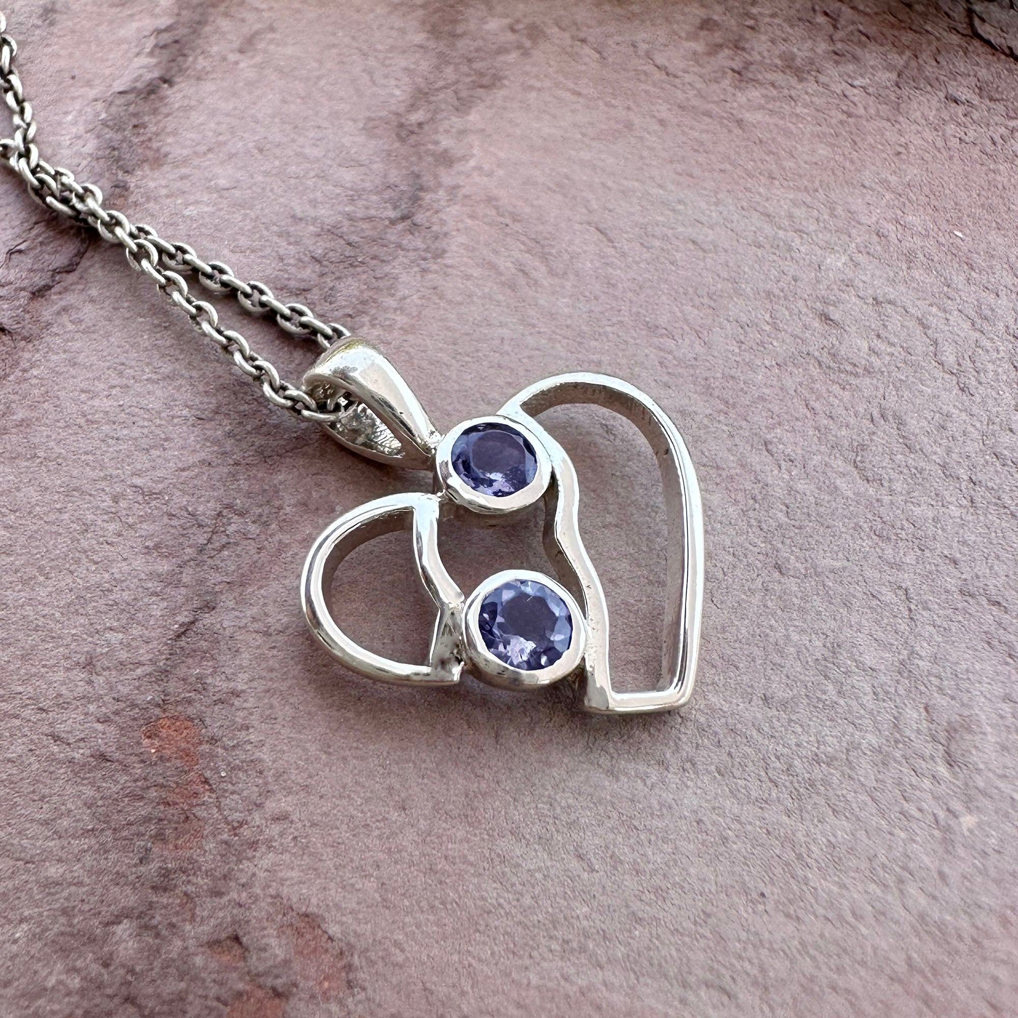 Amethyst Infinity Heart Pendant – Purple Birthstone Necklace