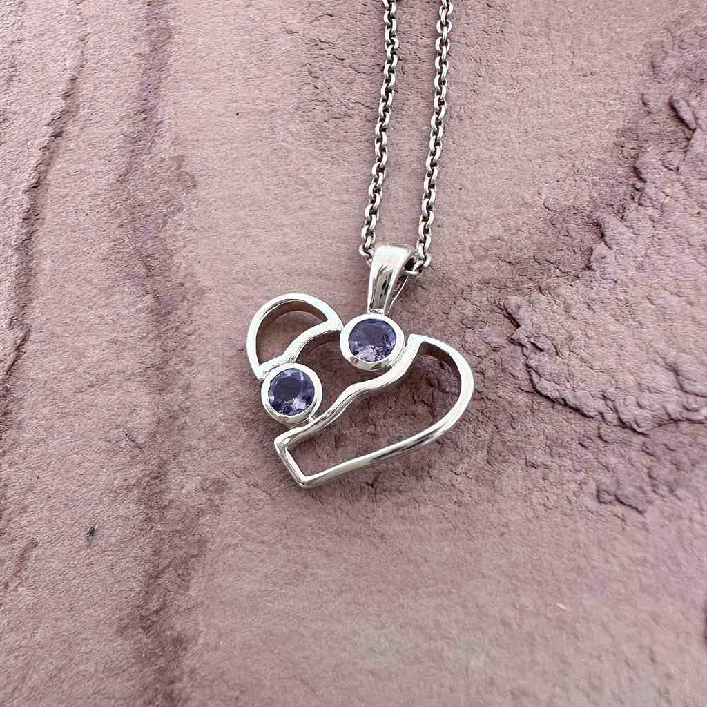 Amethyst Infinity Heart Pendant – Purple Birthstone Necklace